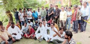 Noida News:महानगर कांग्रेस ने मृतकों को 50-50 लाख रुपये देने की मांग