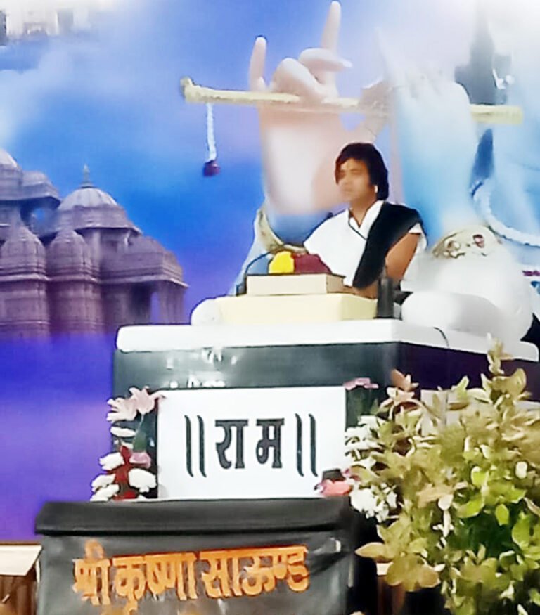 Noida News: पापी से पापी आत्मा को भी मुक्त करती है श्रीमद्भागवत कथा: चिन्मयानंद बापू