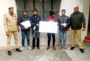 Noida News: घरों में चोरी करने वाले चार चोर गिरफ्तार