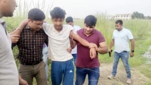 पुलिस मुठभेड़ में इनामी बदमाश के पैर में लगी गोली