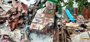 प्राधिकरण ने सेक्टर 107 में तोड़ा मंदिर, लोगों में आक्रोश