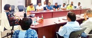 व्यापारियों और उद्यमियों ने जीएसटी कमिश्नर के सामने रखी जीएसटी से जुड़ी समस्याएं