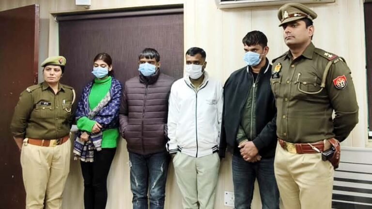 फर्जी कॉल सेंटर पकड़ा, पॉलिसी रिन्यूअल के नाम पर करते थे ठगी, 4 गिरफ्तार