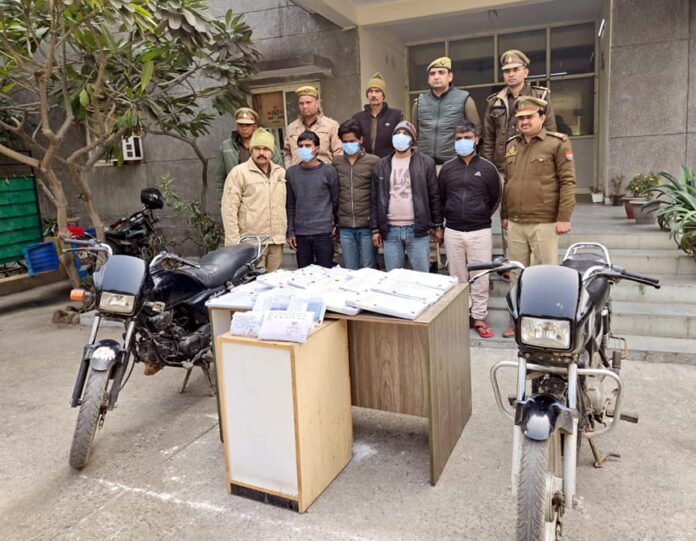 7390dbfd-f904-4665-a68f-39dbb706f73e (1)